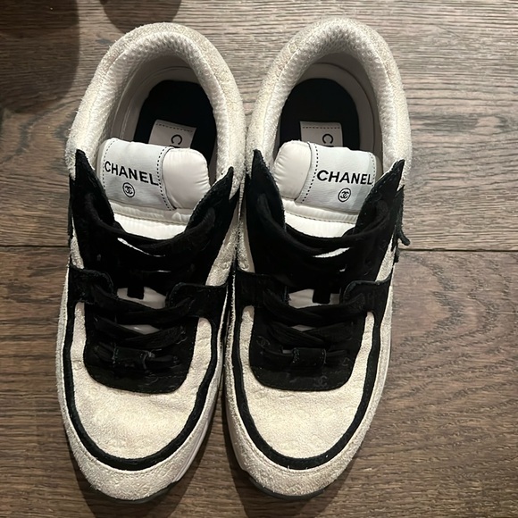 Women's Black and White Sneakers - Picture 1 of 5